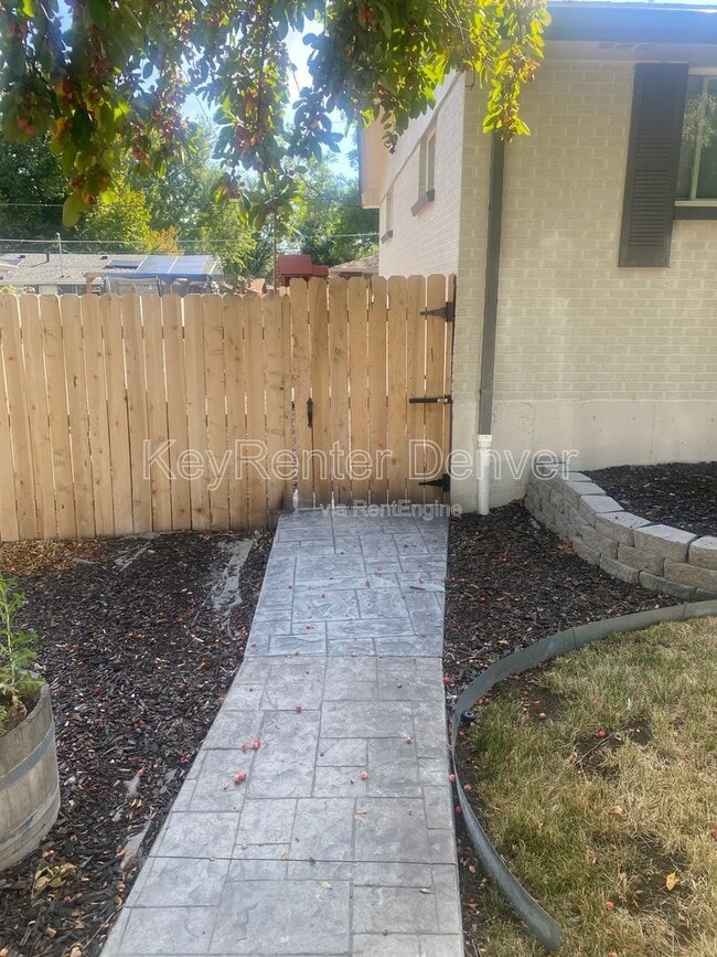 Photo - 6636 Depew St Unidad B