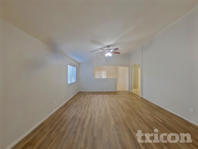 Photo - 19303 N Leland Rd