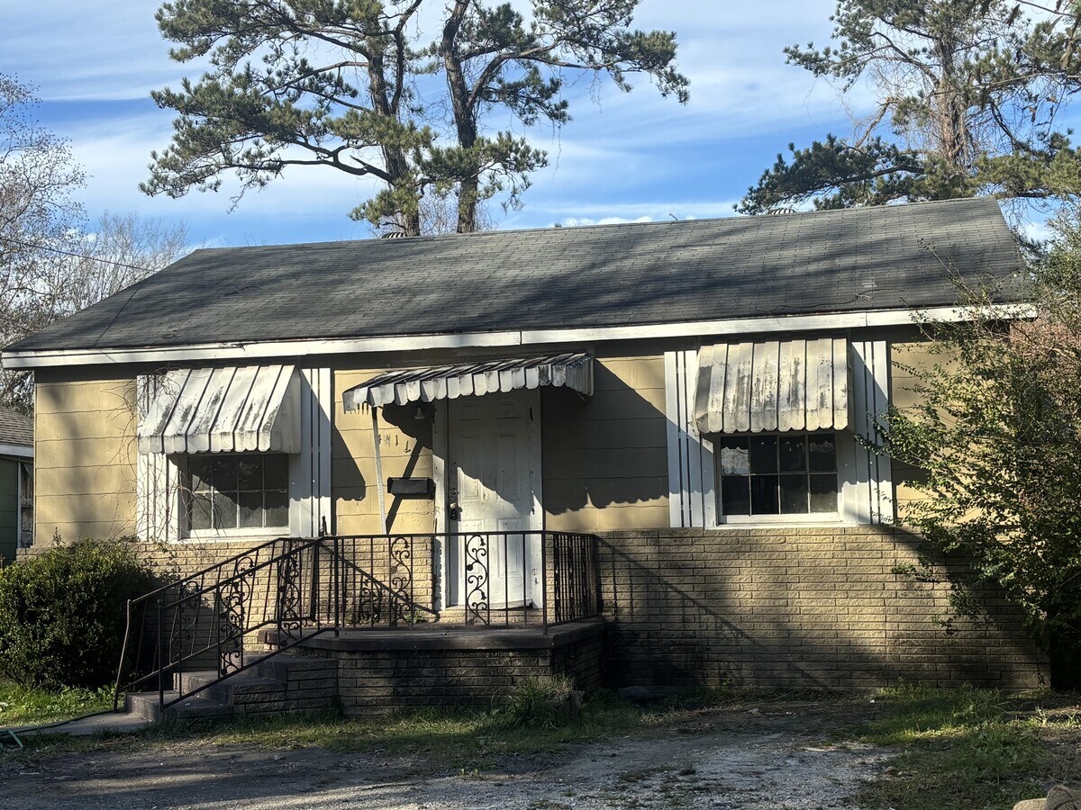 Photo - 4417 Cannon St