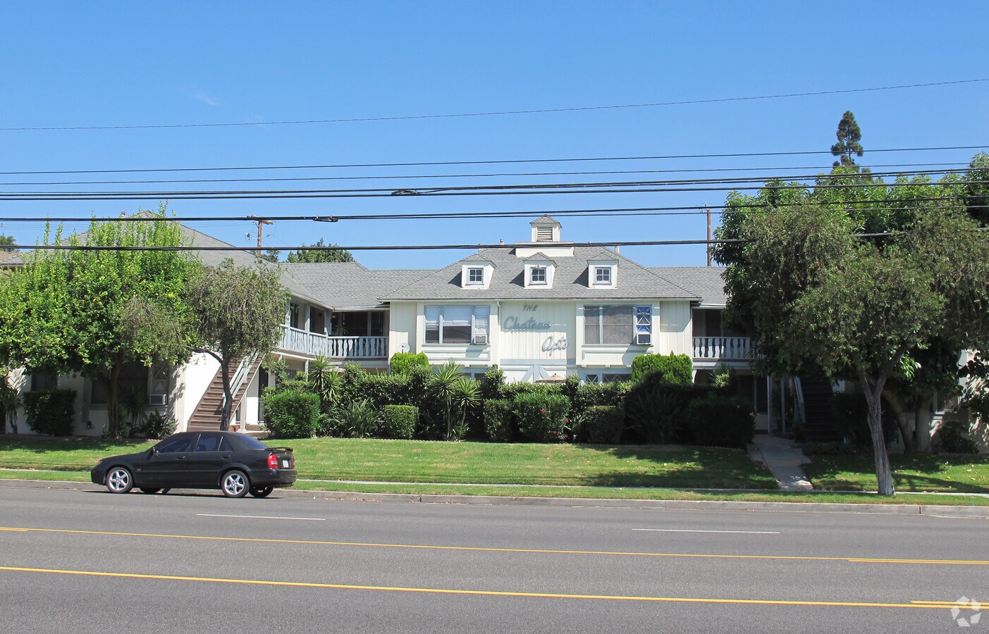 The Chateau Apartments - The Chateau Apartments