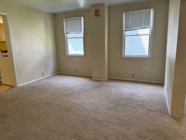 Photo - 721 W Olin Ave