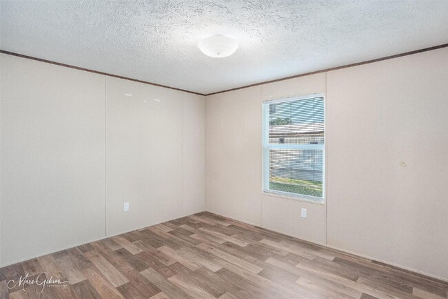 Building Photo - "Charming 3-Bedroom Home with 2 Full Baths in Prime Bossier City Location!" Unit Lot 6