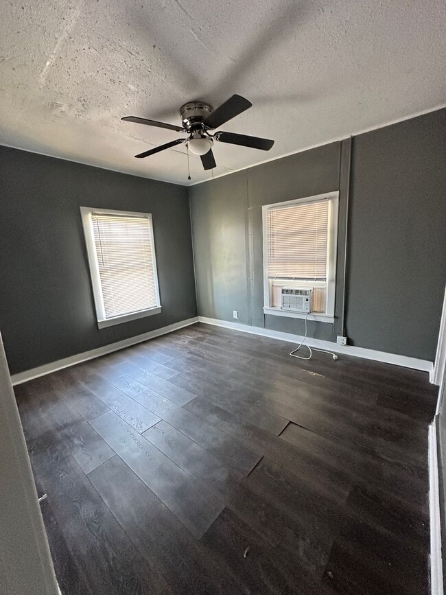 Photo - 2 Bedroom one bathroom on Corner Lot