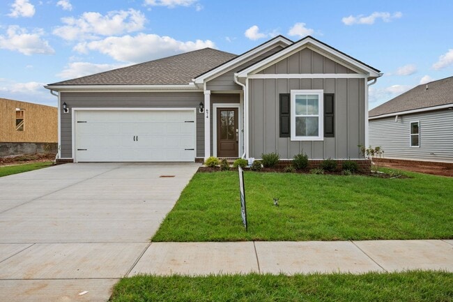 Building Photo - Beautiful New Construction!