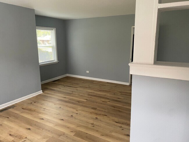 Photo - 1338 Wentworth Ave Unit 1338