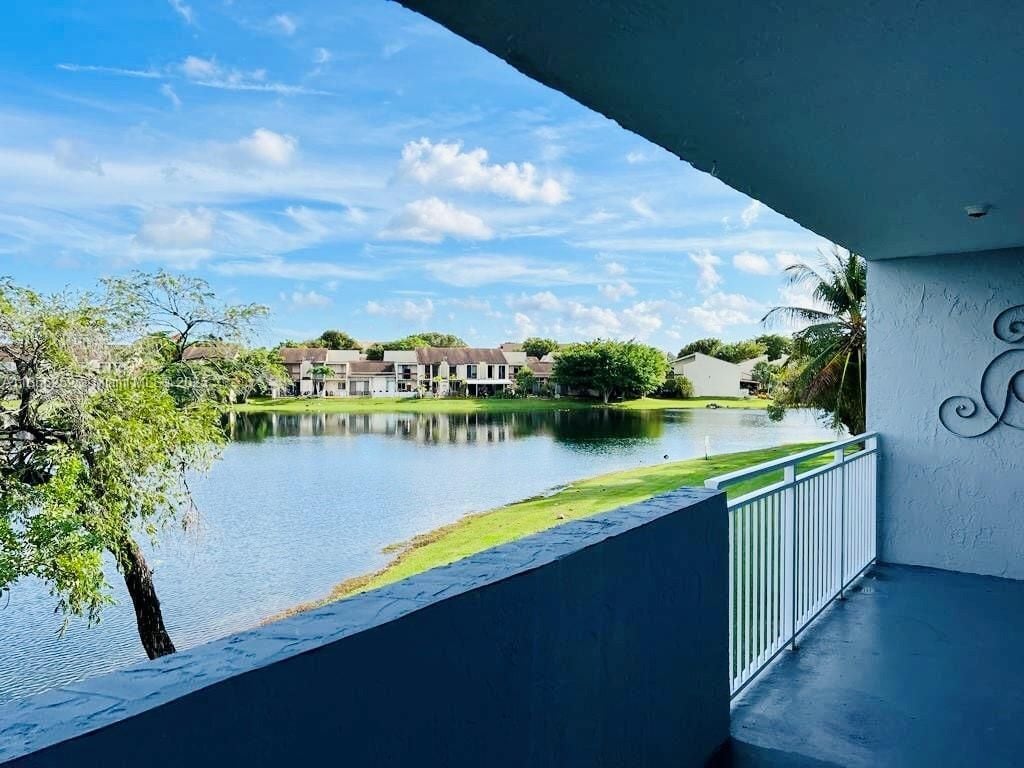 Photo - 9359 Fontainebleau Blvd