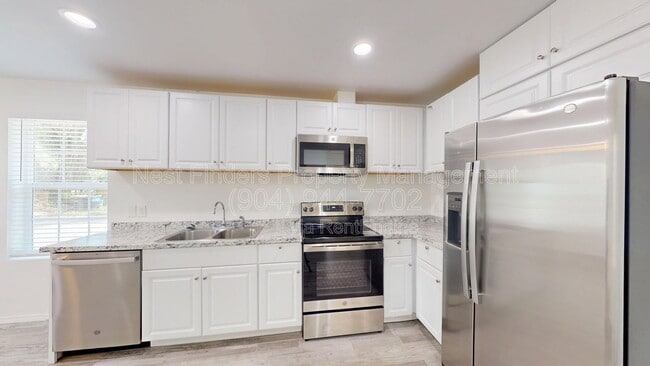 Photo - 2220 Flesher Ave
