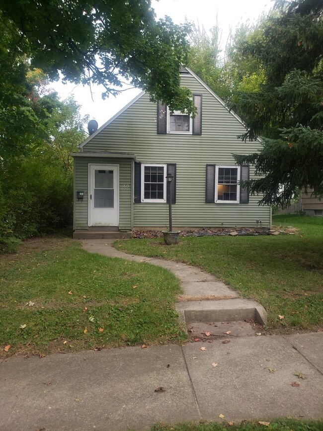 3BR House Near Lakeside Park - 3BR House Near Lakeside Park