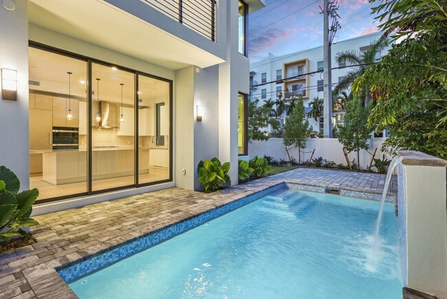 Photo - 204 Osceola Park Ln