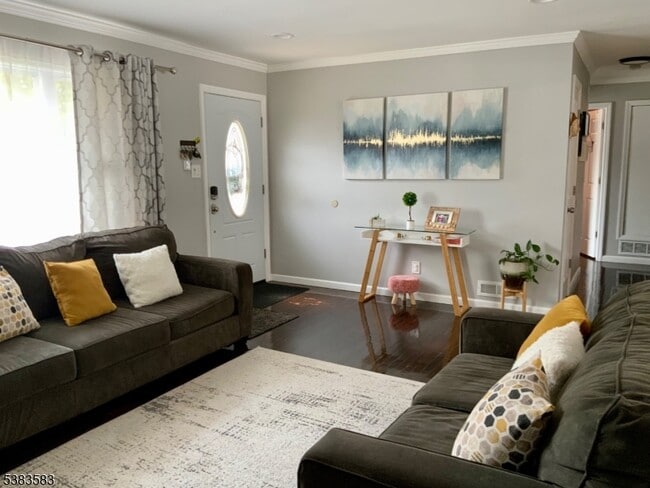 Photo - 26 Winthrop Rd