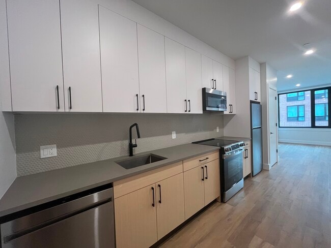 Photo - 506 Communipaw Ave