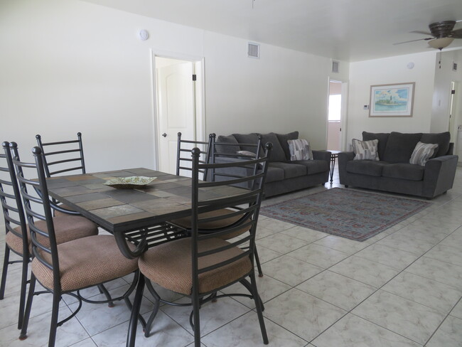 Building Photo - 4532 Bougainvilla Dr Unit # 12