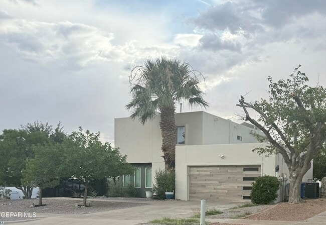 Photo - 601 Alta Cumbre Pl