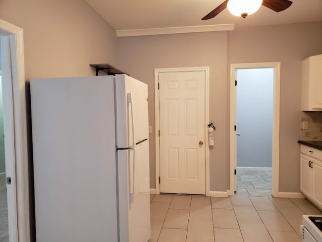 Photo - 17 Gray St Unit Apt 1