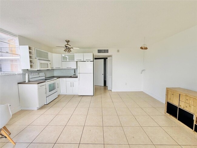 Photo - 12590 NE 16th Ave Unit 412