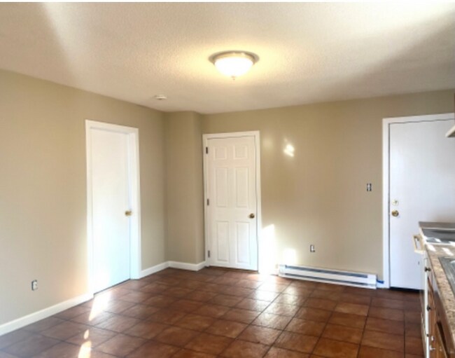 Photo - 210 Pine St Unit 1