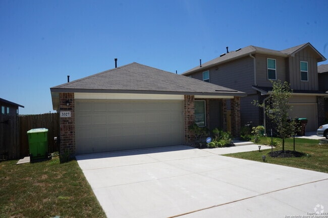 Building Photo - 3327 Stoney Knoll Rental
