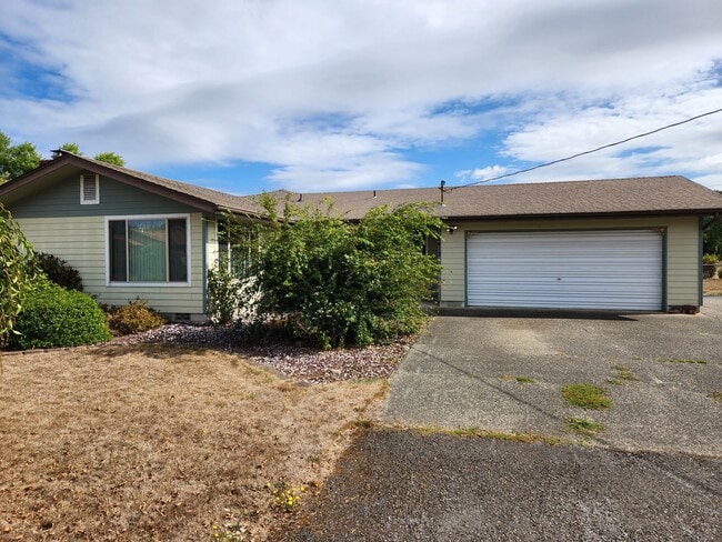 Photo - 3 bedroom home in quiet neighborhood.