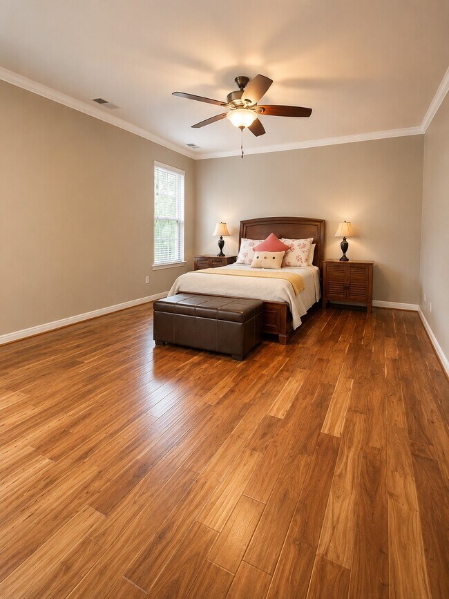 Photo - 110 N Hawkhurst Cir