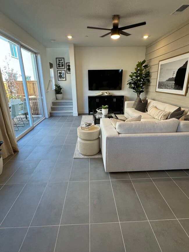 LivingRoom inspiration - 3106 Irish Mdw Wy