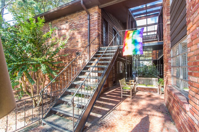 Photo - 1284 Piedmont Ave NE Unit #11