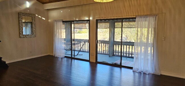 Photo - 4186 Abbey Ct Unit A