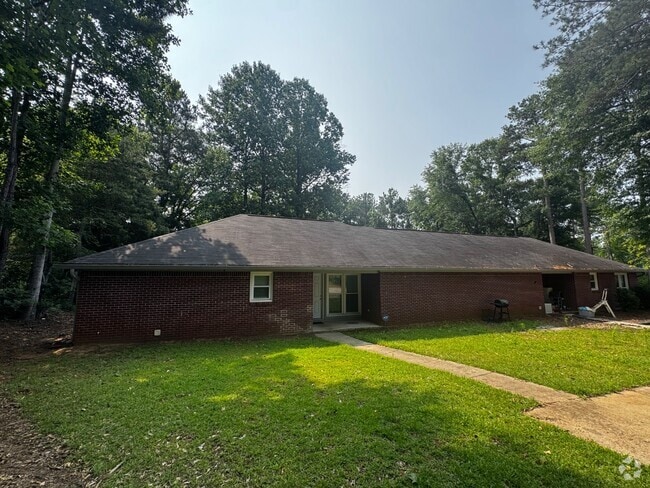 Building Photo - 1088 Pierce Rd Rental