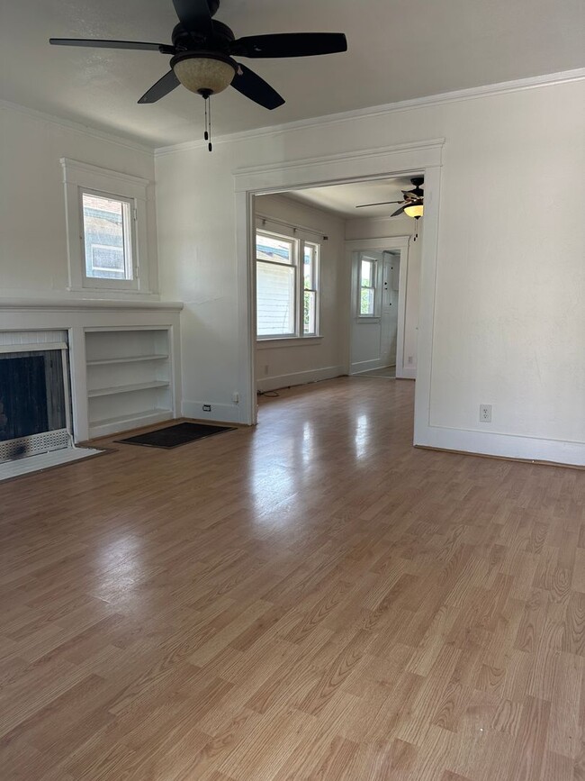 Photo - Downtown Craftsman - Live/Work - Zoned Mix...