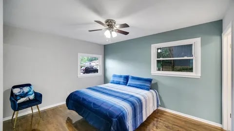 Photo - 8726 Lakewood Ave