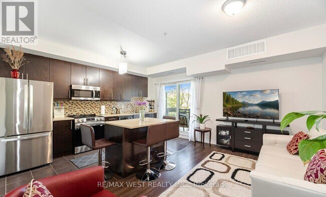 Photo - 570 Lolita Gardens Unit 209