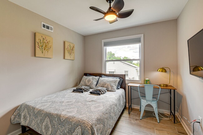 Photo - 6604 Oak St Unidad SI ID1546158P
