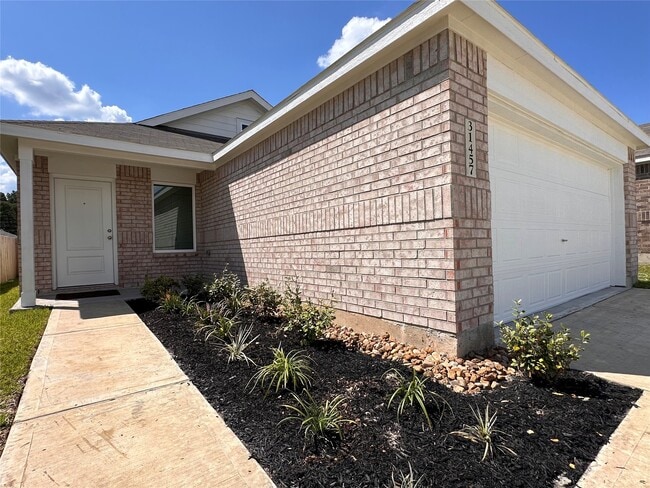 Building Photo - 31457 Moore Rd Rental