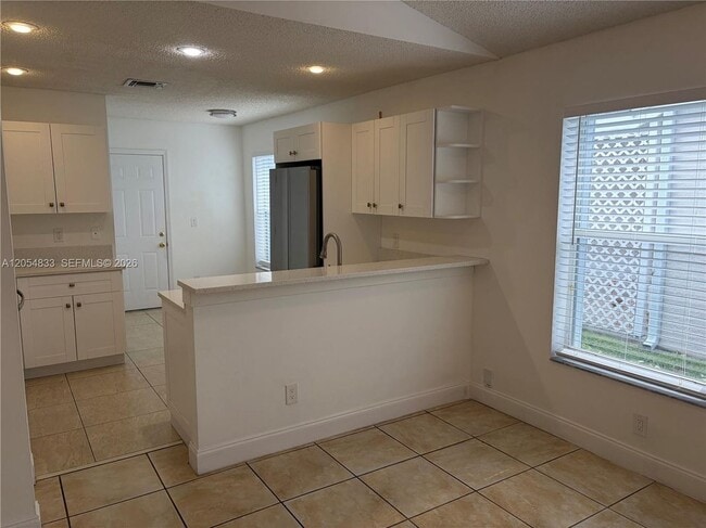 Photo - 9020 Lake Park Cir N