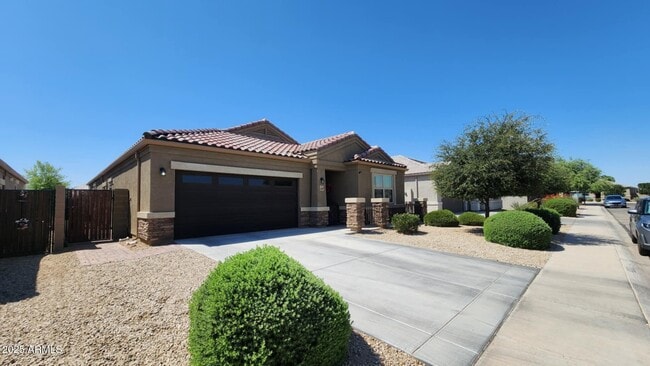 Photo - 42037 W Quinto Dr House