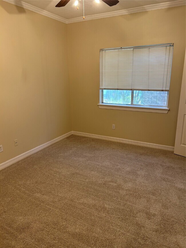 Photo - 17610 W Fawn River Cir