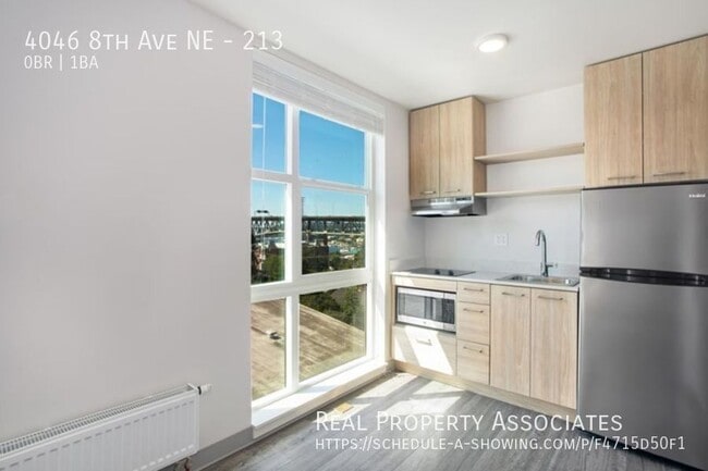 Photo - 4046 8th Ave NE Unidad 213
