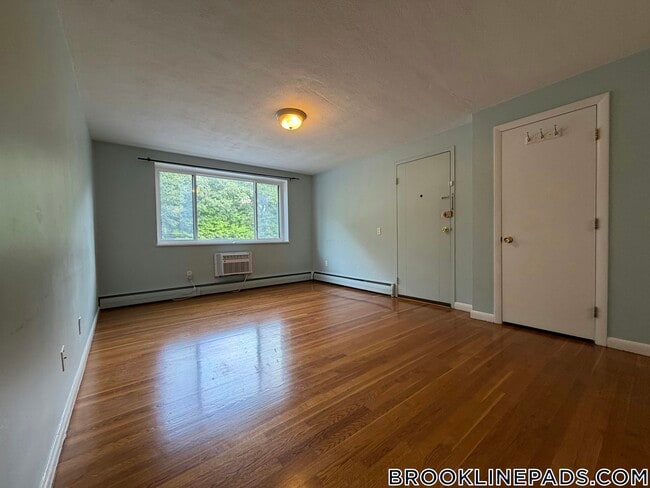 Photo - 205 Kent St Unit 18