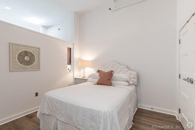 Photo - 15 Dinah Rd Unit 313