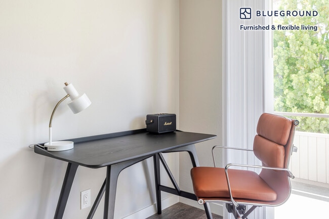 Photo - 2721 Midtown Ct Unidad FL2-ID1894