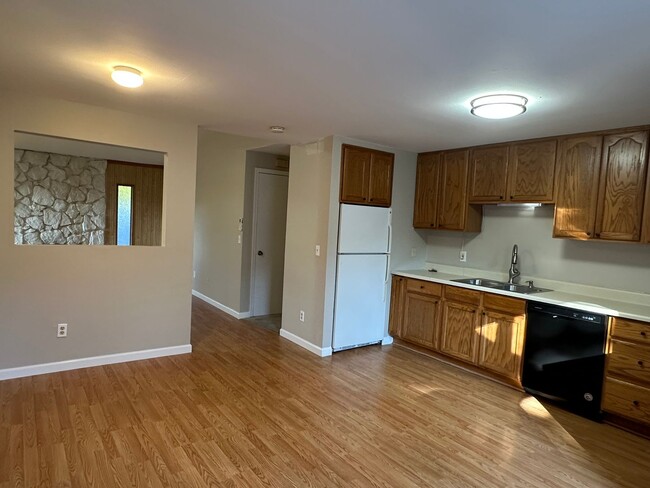 Photo - Spacious & Stylish 3BD Home with Iconic Stone Fireplace + Soaking Tub