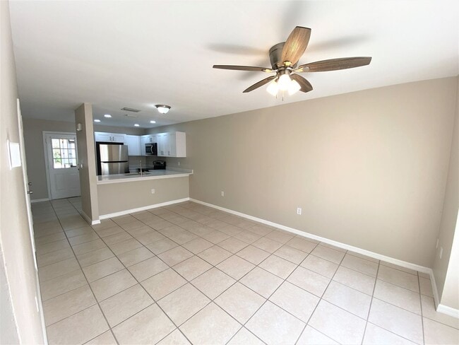 Photo - 1984 Sunshine Blvd Unit #C