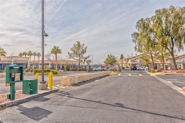 Photo - 5710 E Tropicana Ave Unit 1010