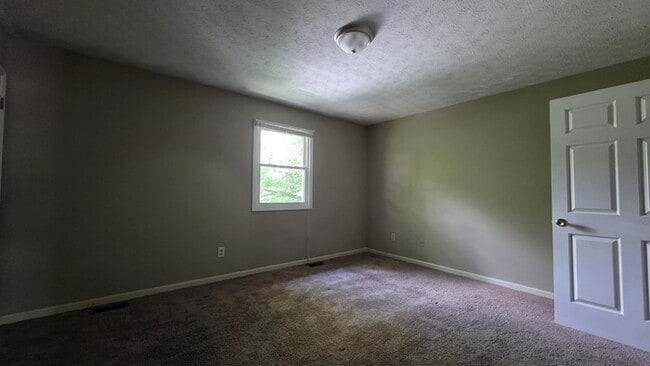 Photo - Townhouse in Mayflower Apartments