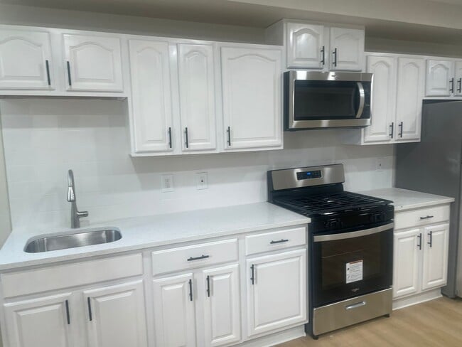 Photo - 167 N Grove St Unidad 1H