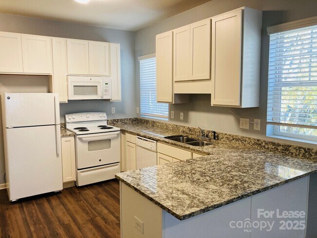 Photo - 17905 Delmas Dr Unit 301