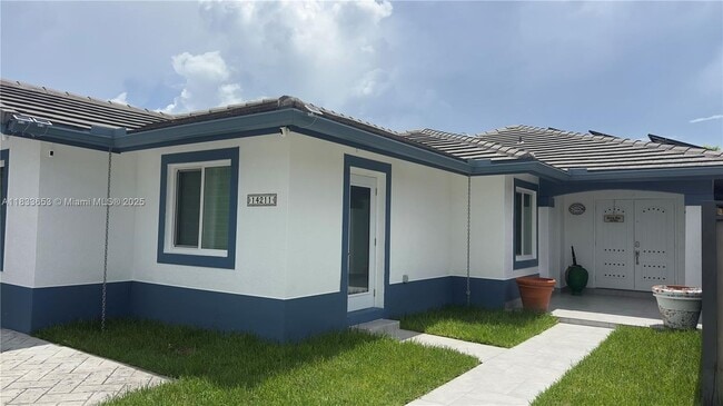 Building Photo - 14211 SW 147th Ct Unit B-B Rental