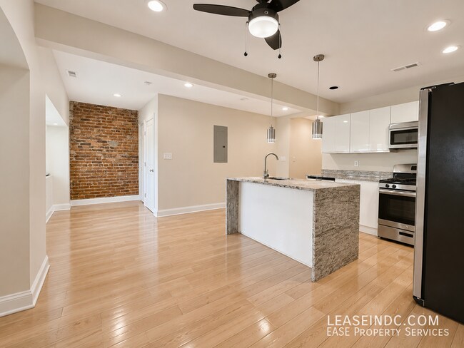 Photo - 3646 New Hampshire Ave NW Unit #4