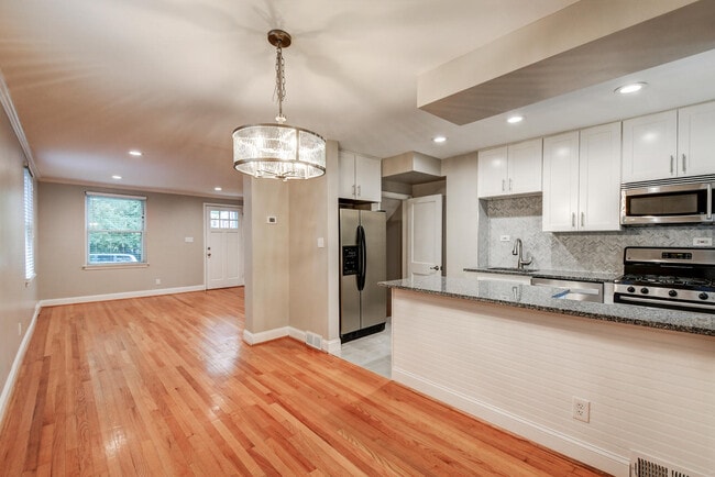 Photo - 8451 Water Oak Rd