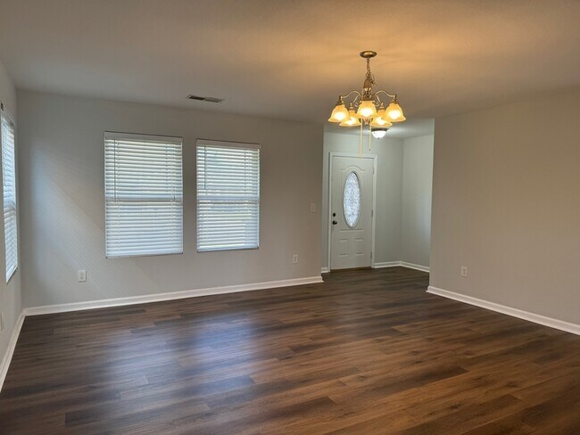 Photo - 236 Harold Murphy Dr