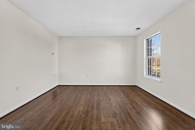 Photo - 352 Valley Mill Rd